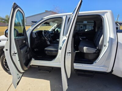 2022 Toyota Tundra SR5 Premium, 4X4, Leather, 3 Piece Tonneau, Super Nice!!!