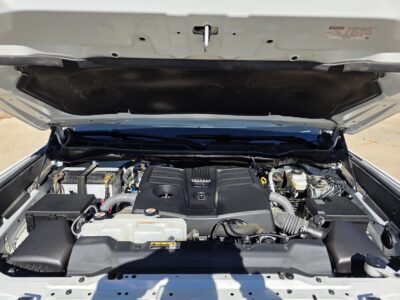 2022 Toyota Tundra SR5 Premium, 4X4, Leather, 3 Piece Tonneau, Super Nice!!!