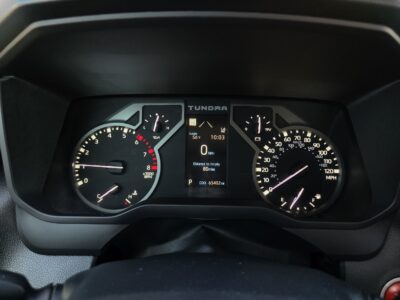 2022 Toyota Tundra SR5 Premium, 4X4, Leather, 3 Piece Tonneau, Super Nice!!!