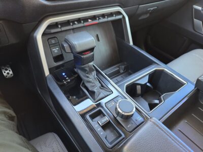 2022 Toyota Tundra SR5 Premium, 4X4, Leather, 3 Piece Tonneau, Super Nice!!!