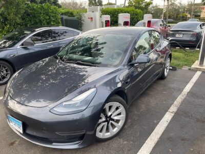 I Rented a Tesla Model 3 in Florida for a Week… and the Story Was Way Less Than Cool